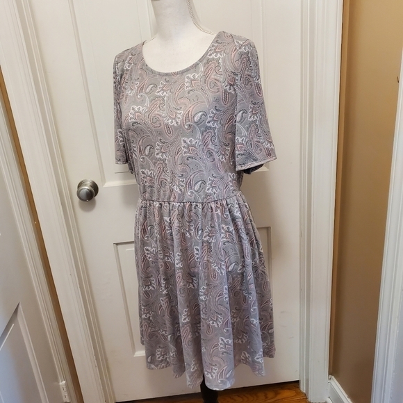 Trixie + LULU pink/gray/white dress-Large - Picture 7 of 10